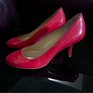 Kate Spade gloss patent leather heels size 8 M